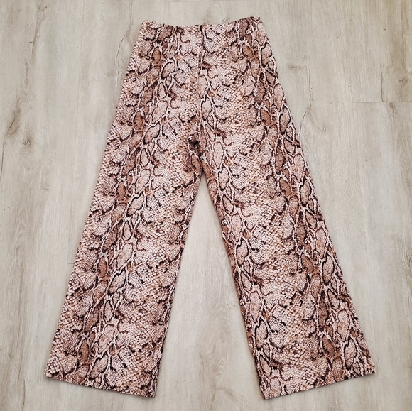 Reformation Marlon Snake Print Cropped Pant - Picture 3 of 8